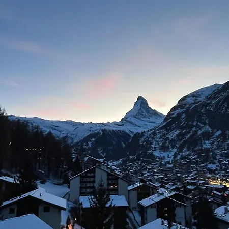 The Nest - Great Overview * Zermatt
